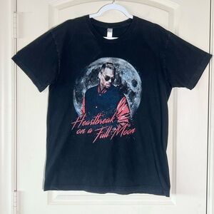 Chris Brown Tour Shirt Large Heartbreak On A Full Moon 2018 Concert Tee